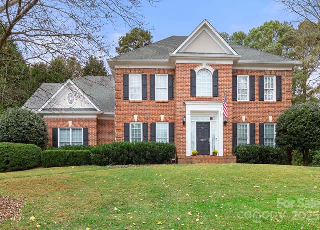 Property at 3419 Wylie Meadow Ln, Charlotte, NC 28269, 5 beds, 4.5 baths