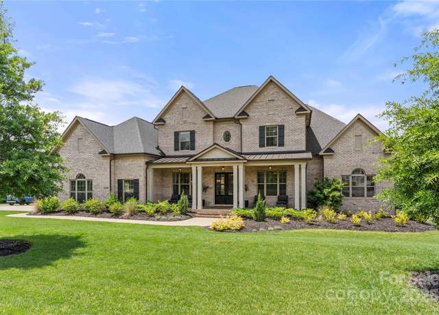 Property at 1152 Grand Oak Dr, Waxhaw, NC 28173, 5 beds, 4.5 baths