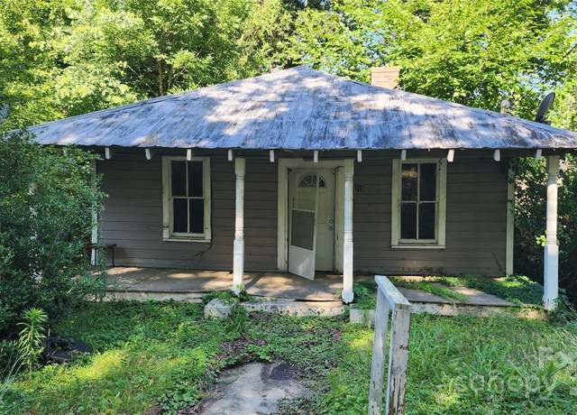 Property at 210 Mahan St SW, Concord, NC 28025, 2 beds, 1 bath