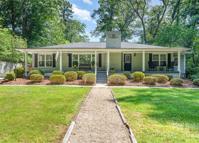 Property at 304 W Colonial Dr, Salisbury, NC 28144, 4 beds, 3 baths