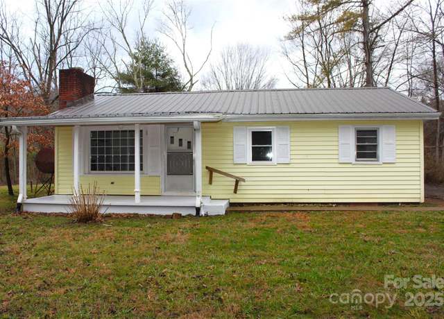 Property at 4 Morgan Cove Rd, Candler, NC 28715, 3 beds, 1 bath