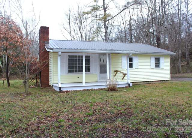 Property at 4 Morgan Cove Rd, Candler, NC 28715, 3 beds, 1 bath
