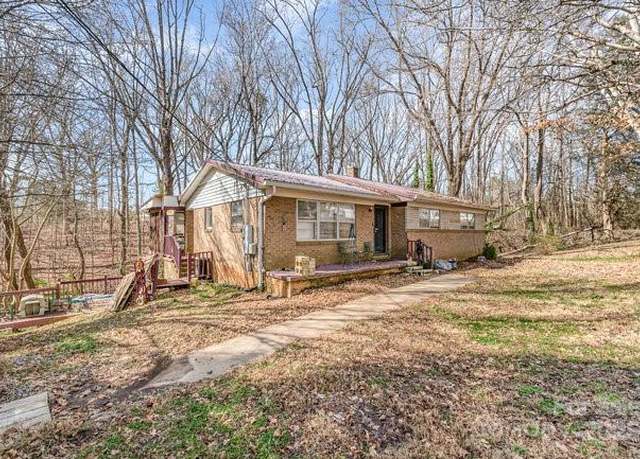 Property at 100 Ponder Rd, Grover, NC 28073, 3 beds, 2 baths