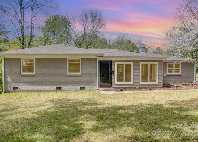 Property at 5323 Hilltop Cir, Charlotte, NC 28269, 3 beds, 1 bath