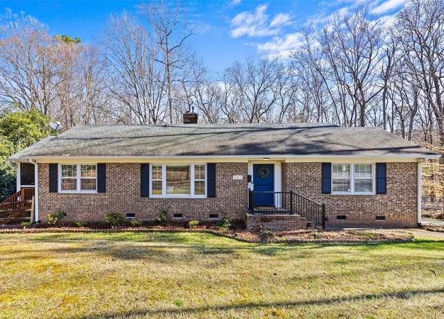 Property at 2913 Archdale Dr, Charlotte, NC 28210, 3 beds, 2 baths