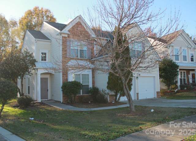 Property at 2125 Arbor Vista Dr, Charlotte, NC 28262, 5 beds, 2.5 baths