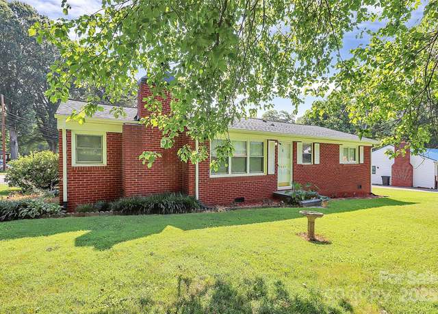 Property at 2601 Marldale St, Gastonia, NC 28052, 3 beds, 2 baths