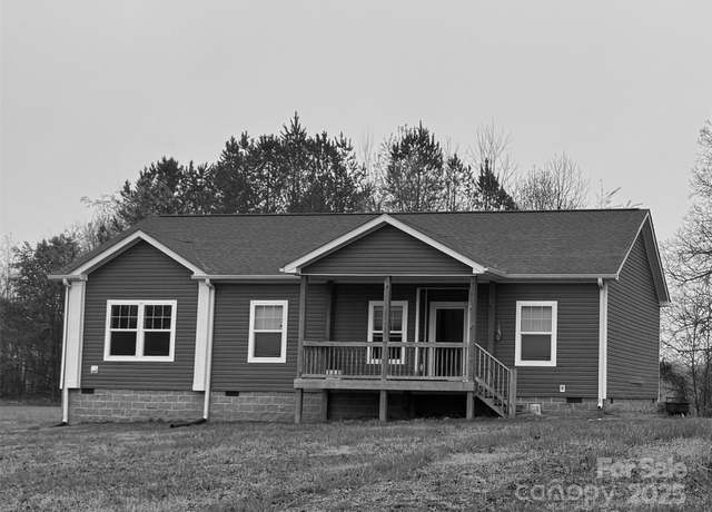 Property at 140 Silvermere Dr, Statesville, NC 28625, 3 beds, 2 baths
