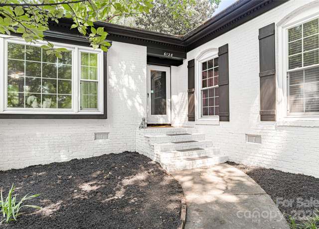 Property at 6128 Coatbridge Ln, Charlotte, NC 28212, 3 beds, 2 baths
