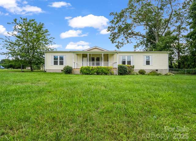Property at 355 Staton Rd, Flat Rock, NC 28731, 3 beds, 2 baths