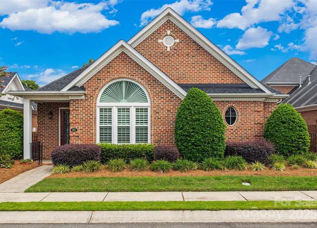 Property at 962 Blakeley Walk, Rock Hill, SC 29732, 3 beds, 2 baths