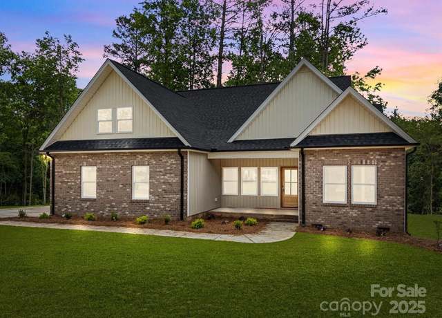 Property at 315 Bonaventure Dr, Salisbury, NC 28147, 3 beds, 2.5 baths