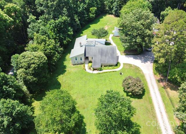 Property at 1769 Old Nc 27 Hwy, Mount Holly, NC 28120, 4 beds, 3 baths
