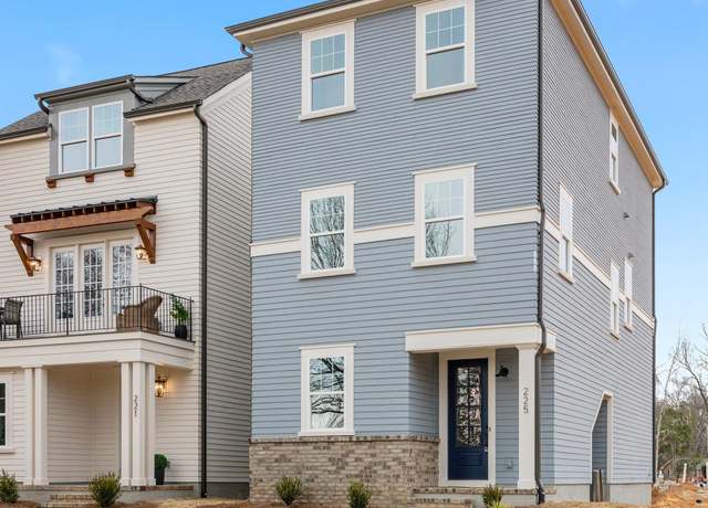 Property at 225 Davidson Gateway Dr, Davidson, NC 28036, 3 beds, 3.5 baths