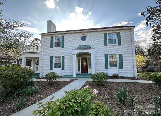 Property at 354 Kimberly Ave, Asheville, NC 28804, 4 beds, 3.5 baths