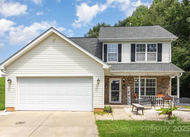 Property at 2600 Stagbuck Dr, Gastonia, NC 28052, 4 beds, 3.5 baths