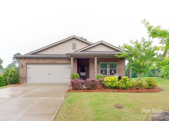 Property at 2413 Riparian Way, Denver, NC 28037, 3 beds, 2.5 baths