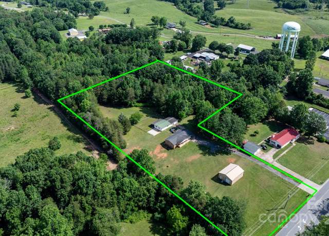 Property at 3423 S Hwy 127 Hwy, Hickory, NC 28602, 2 beds, 1 bath
