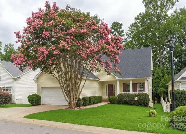 Property at 7903 Smith Pond Dr, Denver, NC 28037, 3 beds, 2.5 baths