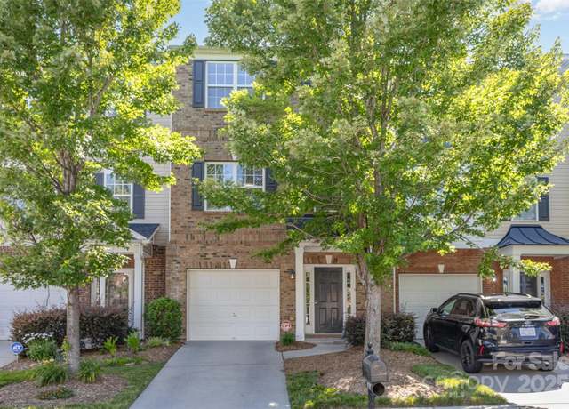 Property at 9720 Walkers Glen Dr NW, Concord, NC 28027, 3 beds, 3.5 baths