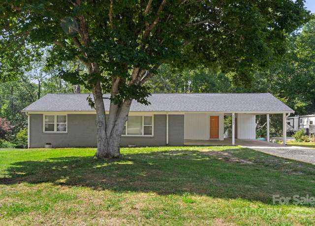 Property at 2322 Hedgewood Cir, Gastonia, NC 28052, 3 beds, 2 baths