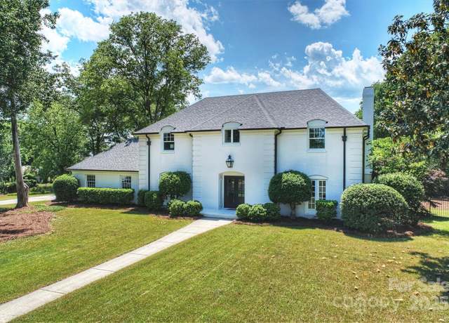 Property at 5806 Bentway Dr, Charlotte, NC 28226, 4 beds, 2.5 baths