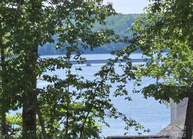 Property at 178 Kingfisher Ct #29, Badin Lake, NC 28127