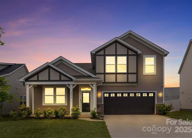 Property at 3252 Cheyney Park Dr, Charlotte, NC 28269, 3 beds, 2.5 baths