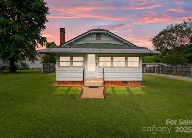 Property at 3345 Long Ferry Rd, Salisbury, NC 28146, 3 beds, 2 baths