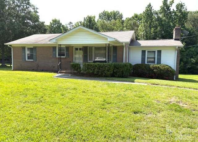 Property at 1460 Legion Rd, Fort Mill, SC 29715, 3 beds, 1.5 baths