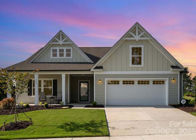 Property at 4007 Bent Green Ln, Monroe, NC 28112, 3 beds, 2 baths