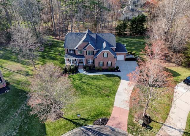 Property at 15100 Durmast Ct, Mint Hill, NC 28227, 5 beds, 4.5 baths