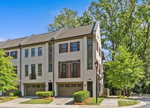 Property at 2906 Hillside Springs Dr, Charlotte, NC 28209, 3 beds, 3.5 baths