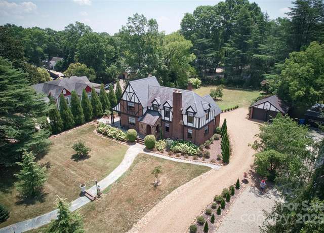 Property at 745 N Main St, Mooresville, NC 28115, 3 beds, 2 baths