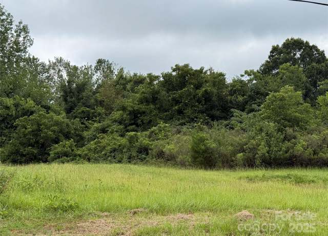 Property at 1001 Miller St, Lancaster, SC 29720