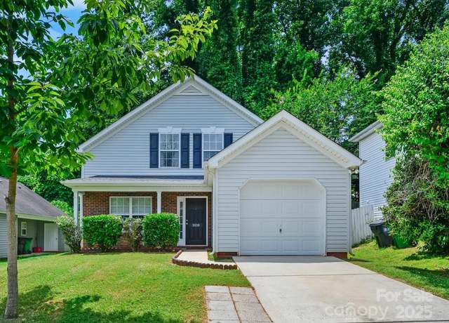 Property at 3830 Brookchase Ln, Charlotte, NC 28205, 4 beds, 2.5 baths
