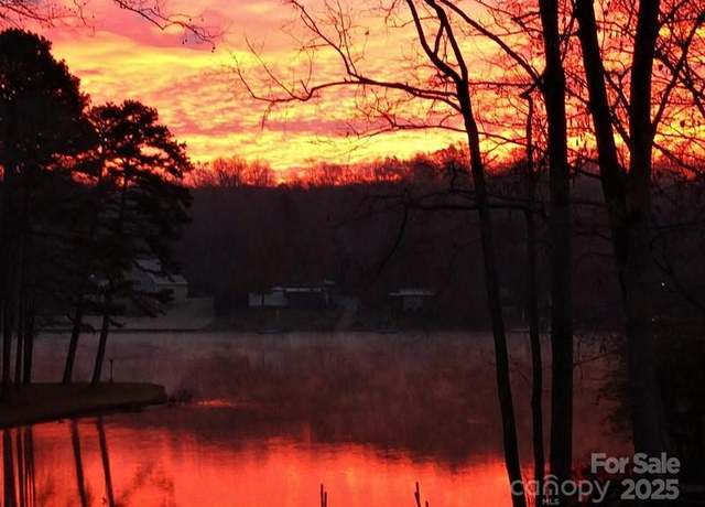 Property at 1101 Warf Rd, Lexington, NC 27292, 3 beds, 4 baths
