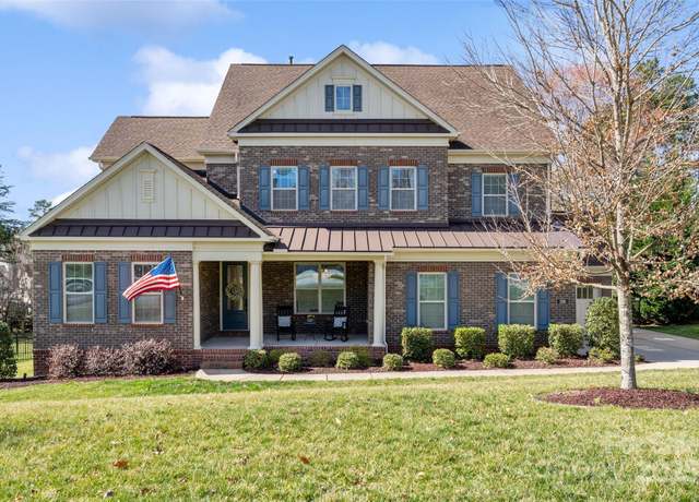 Property at 130 Monteray Oaks Cir, Fort Mill, SC 29715, 5 beds, 4.5 baths