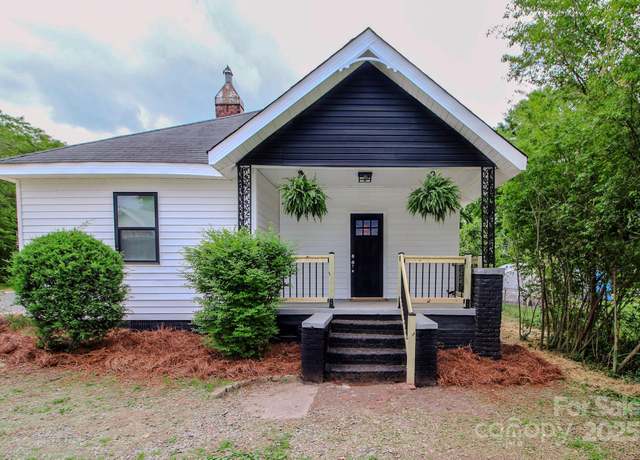 Property at 409 N Apple St, Gastonia, NC 28054, 2 beds, 1 bath