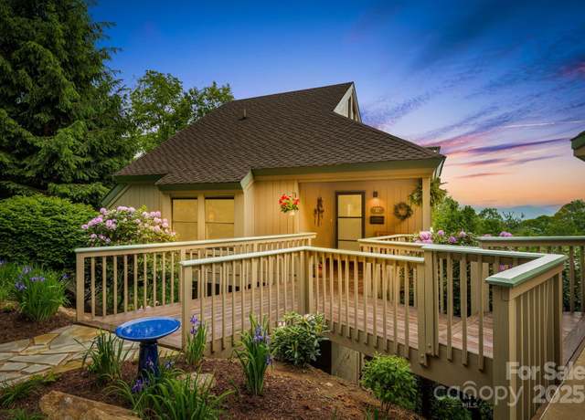 Property at 61 Ivy Ridge Rd, Burnsville, NC 28714, 4 beds, 4 baths