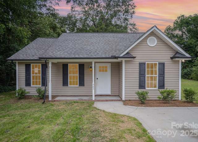 Property at 903 Brookdale St, Kannapolis, NC 28083, 3 beds, 2 baths