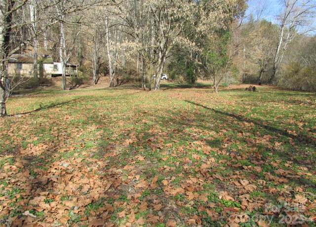 Property at 967 Moses Creek Rd, Cullowhee, NC 28723, 2 beds, 1 bath