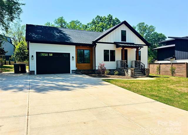 Property at 2907 Lake Ave, Charlotte, NC 28208, 3 beds, 2 baths