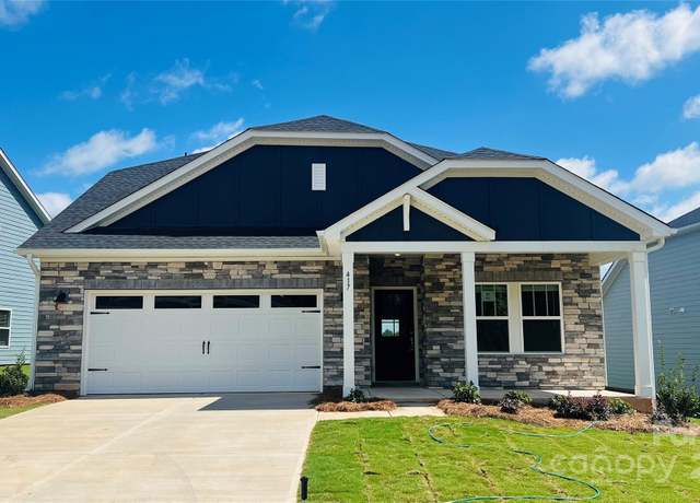 Property at 417 Bent Burr Crk, York, SC 29745, 4 beds, 3.5 baths