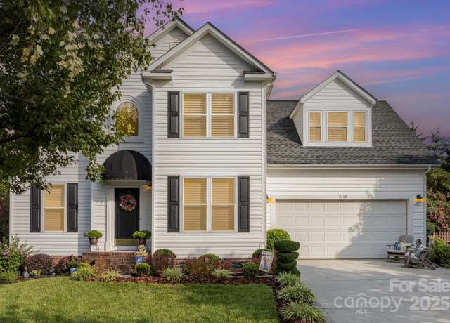 Property at 7305 Denali Ln, Charlotte, NC 28216, 3 beds, 2.5 baths