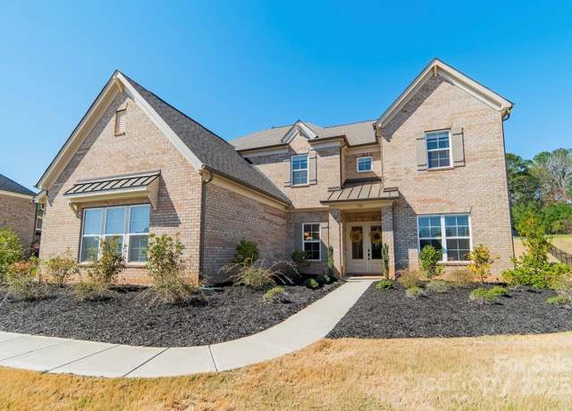 Property at 724 Cavesson Way, Wesley Chapel, NC 28110, 5 beds, 3.5 baths