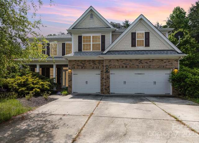 Property at 4504 Rockland Ct, High Point, NC 27265, 5 beds, 4 baths