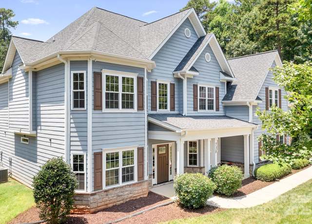 Property at 738 Kemp Rd, Mooresville, NC 28117, 4 beds, 4 baths
