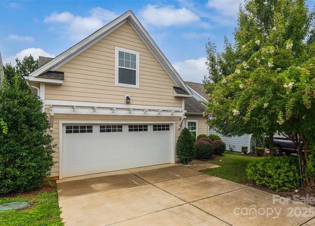 Property at 24604 Blue Heron Cir, Lancaster, SC 29720, 3 beds, 2.5 baths
