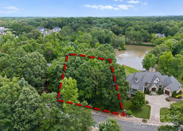 Property at 8234 Victoria Lake Dr, Waxhaw, NC 28173